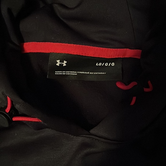 Utah Utes Under Armour Hoodie - Picture 3 of 3
